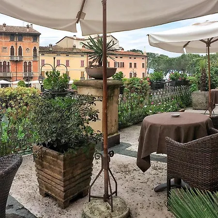 Piroscafo Hotel