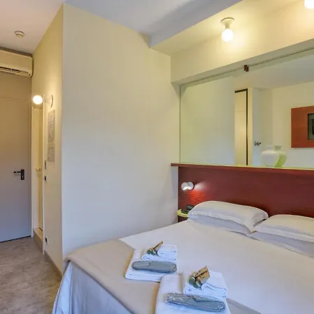 Piroscafo Hotel Desenzano del Garda