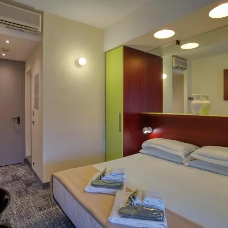 Piroscafo 3* Desenzano del Garda
