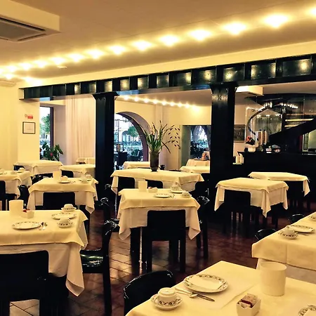 Hotel Piroscafo