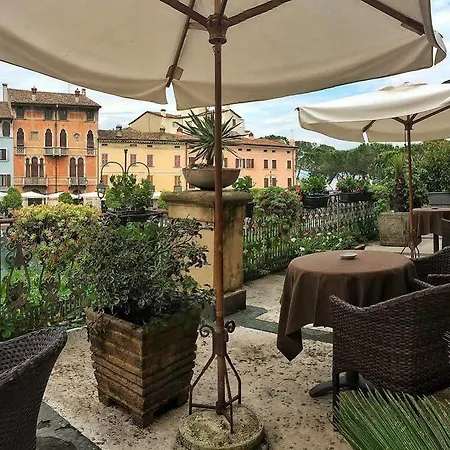 Hotel Piroscafo