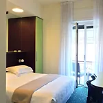 Szálloda Piroscafo Desenzano del Garda