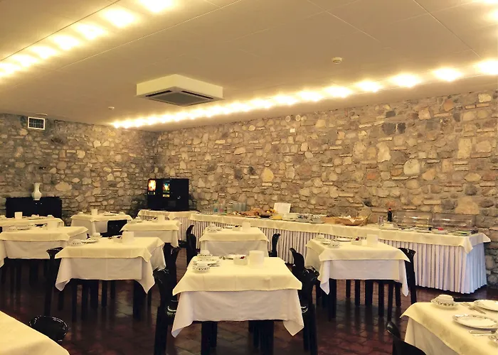 Отель Piroscafo 3*