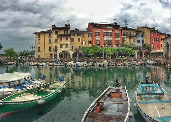 Отель Piroscafo 3*